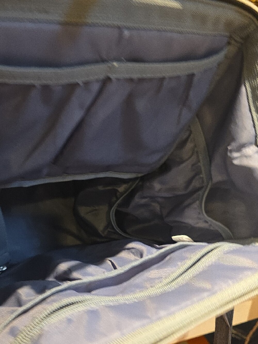 LEKEBABY Backpack with Arrow-Pattern Flap - Picture 13 of 13